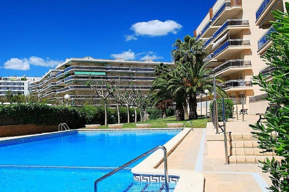 Uhc Ventura Park Apartments Salou Esterno foto
